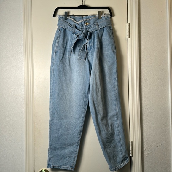 Forever 21 Paper Bag Light Wash Tie Denim Jeans Raw Hem Size 28 - Picture 1 of 7